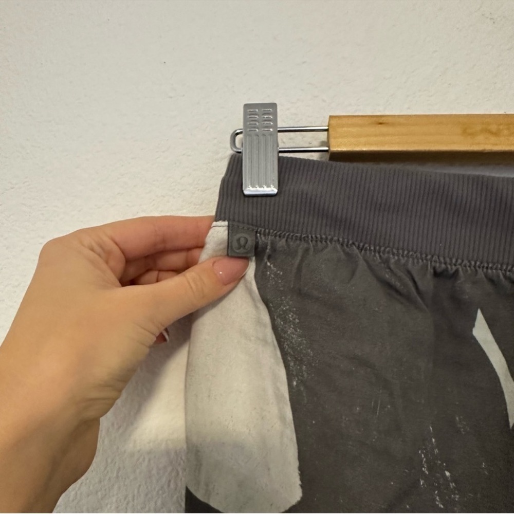 Lululemon City Joggers White Slate Gray Printed Size 4 Women’s Elastic Waist - Picture 8 of 11